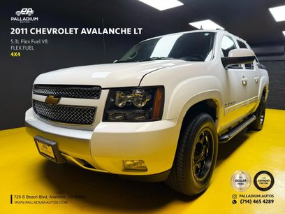 Used 2011 Chevrolet Avalanche LT w/ Suspension Package, Off-Road