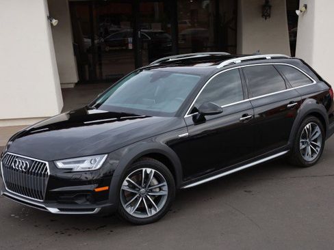 Used 2019 Audi A4 2.0T allroad Prestige w/ Prestige Package image 4