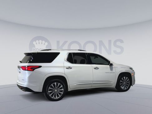 Used 2023 Chevrolet Traverse Premier AWD/4WD image 11