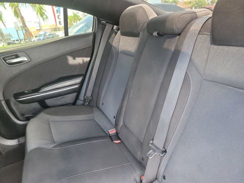 Used 2020 Dodge Charger SXT RWD image 10