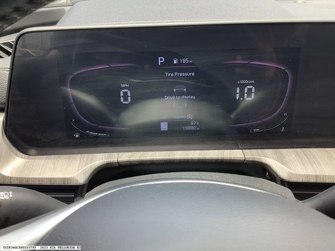 Used 2023 Kia Telluride EX FWD image 10