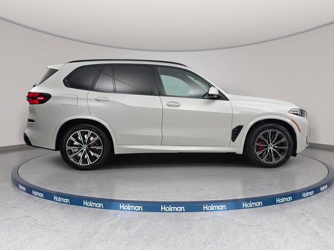 New 2026 BMW X5 xDrive50e w/ M Sport Package AWD/4WD image 4