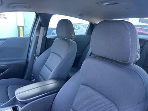 Used 2024 Chevrolet Malibu LT image 21