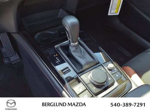 New 2025 MAZDA CX-30 Carbon image 19