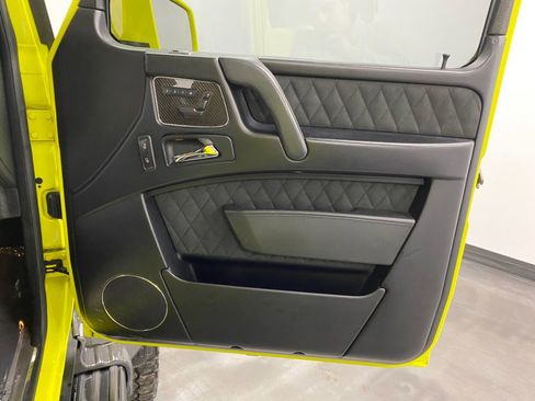 Used 2017 Mercedes-Benz G 550 Squared image 41