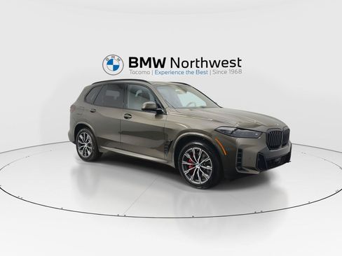 New 2026 BMW X5 xDrive40i w/ M Sport Package AWD/4WD image 6