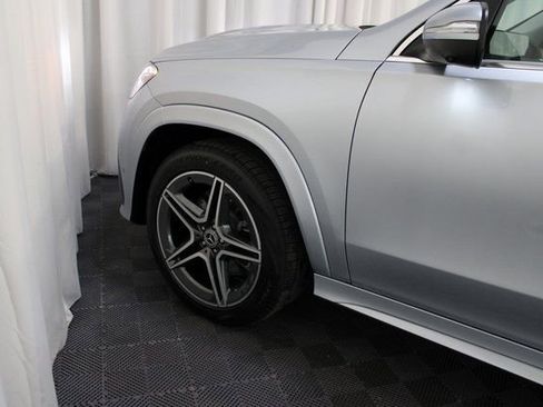 New 2026 Mercedes-Benz GLS 450 4MATIC image 9