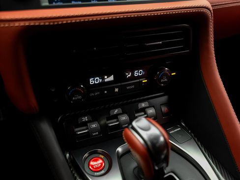 Used 2021 Nissan GT-R Premium AWD/4WD image 50
