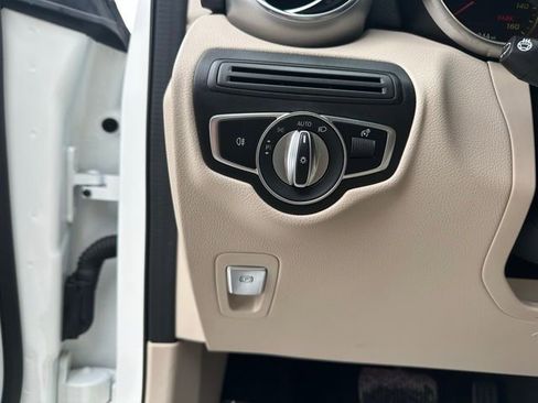 Certified 2022 Mercedes-Benz GLC 300 GLC 300 image 16