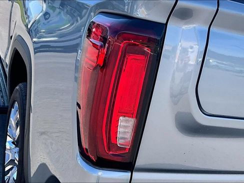 Used 2023 GMC Sierra 1500 Denali w/ Denali Reserve Package AWD/4WD image 31