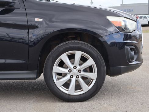 Used 2015 Mitsubishi Outlander Sport ES image 30