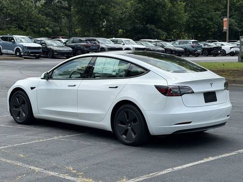 Used 2023 Tesla Model 3 Standard Range RWD image 3