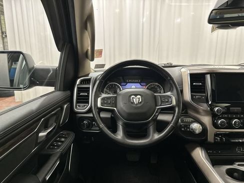 Used 2019 RAM 1500 Laramie AWD/4WD image 15