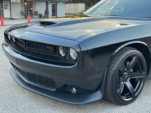 Used 2023 Dodge Challenger R/T w/ Blacktop Package image 13