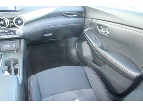 Used 2024 Nissan Sentra SR image 19
