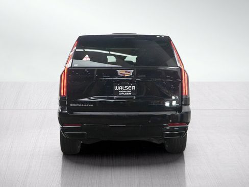 Used 2026 Cadillac Escalade ESV Platinum Sport AWD/4WD image 4
