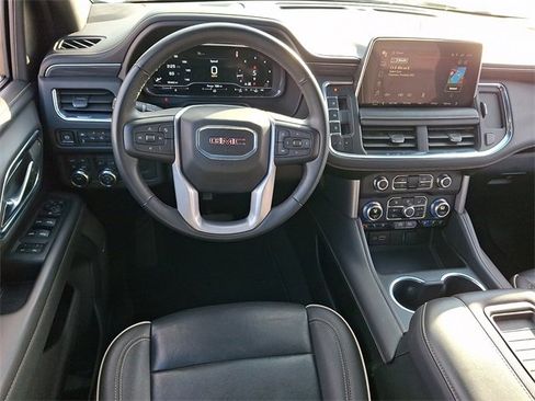 Certified 2024 GMC Yukon SLT image 12