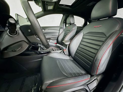 Used 2023 Kia Forte GT image 12