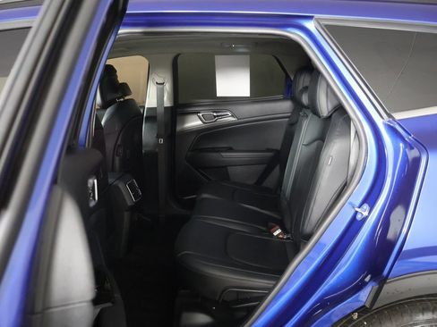 Used 2025 Kia Sportage EX w/ Premium Package FWD image 32