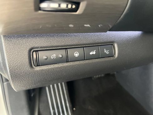 Certified 2024 Nissan Pathfinder Platinum AWD/4WD image 54