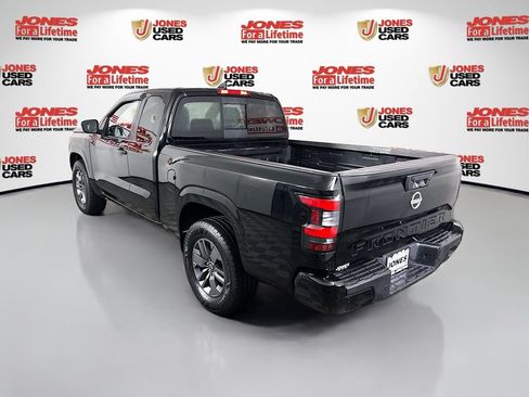 Certified 2025 Nissan Frontier SV RWD image 2
