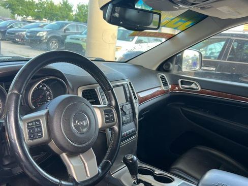 Used 2011 Jeep Grand Cherokee Limited AWD/4WD image 10