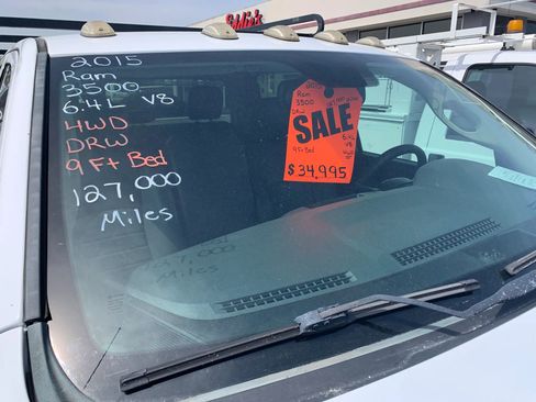 Used 2015 RAM 3500 Tradesman image 3