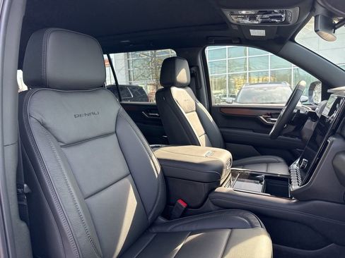 New 2026 GMC Yukon XL Denali w/ Sun & Power Step Package image 22