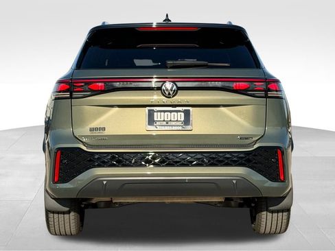 Used 2026 Volkswagen Tiguan SEL R-Line image 4