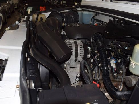 Used 2003 HUMMER H2 w/ Preferred Equipment Group AWD/4WD image 54