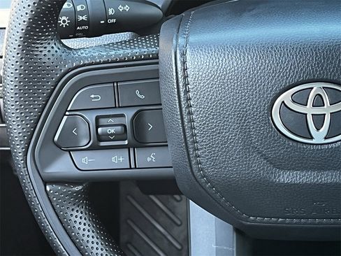 New 2025 Toyota Tacoma SR5 image 12