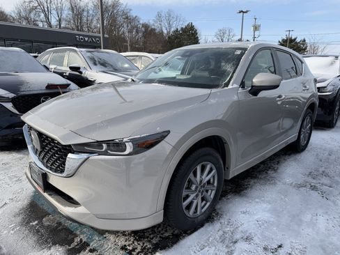 Certified 2024 MAZDA CX-5 AWD 2.5 S w/ Preferred Package image 4