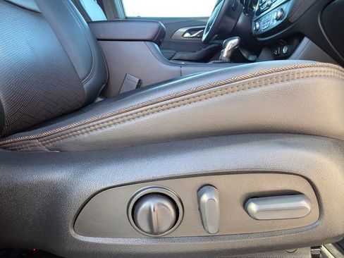 Used 2023 Chevrolet Traverse High Country AWD/4WD image 70