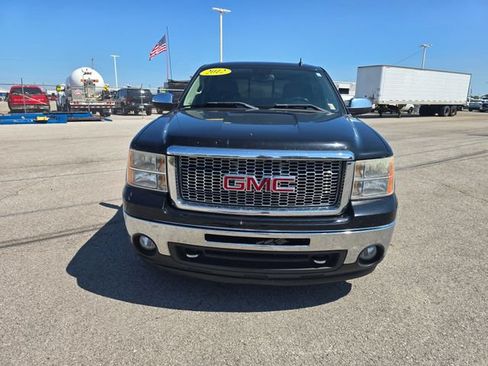 Used 2012 GMC Sierra 1500 SLT w/ LPO, Deluxe Chrome Package AWD/4WD image 8