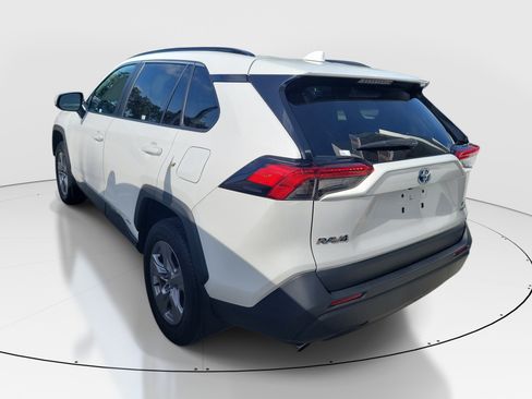 Certified 2024 Toyota RAV4 XLE w/ Convenience Package AWD/4WD image 4