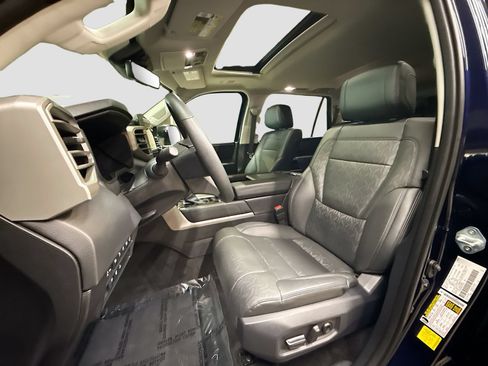 Used 2024 Toyota Sequoia Limited w/ TRD Off-Road Package AWD/4WD image 25