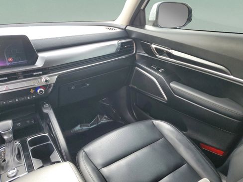 Used 2023 Kia Telluride S w/ S Sunroof Package image 11