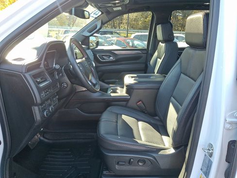 Used 2023 Chevrolet Tahoe RST w/ Luxury Package image 15