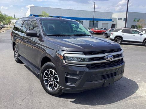 Used 2024 Ford Expedition Max XLT AWD/4WD image 7