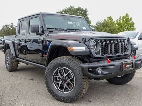 New 2025 Jeep Gladiator Rubicon image 5
