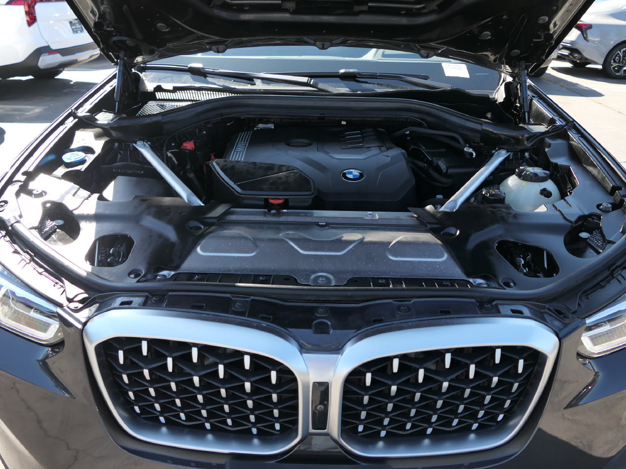 Used 2025 BMW X4 xDrive30i w/ Premium Package AWD/4WD image 30