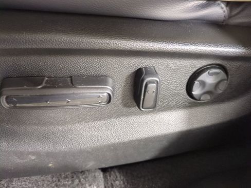 Used 2021 Honda CR-V Touring image 23