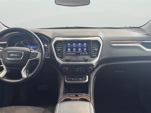 Used 2020 GMC Acadia SLE image 12
