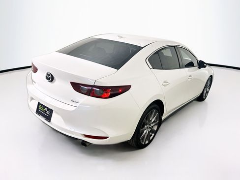 Used 2020 MAZDA MAZDA3 Sedan w/ Preferred Package image 9