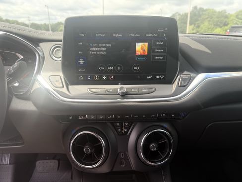 New 2025 Chevrolet Blazer LT w/ Convenience Package image 18