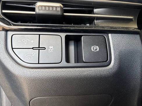 Certified 2026 Kia Sportage SX FWD image 21
