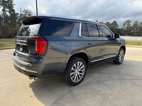 Used 2021 GMC Yukon Denali w/ Denali Premium Package image 5