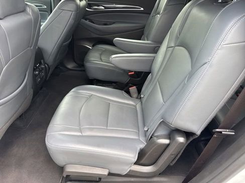 Used 2024 Buick Enclave Premium AWD/4WD image 22