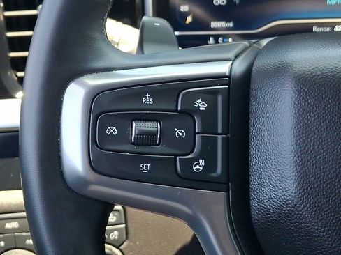 Used 2023 Chevrolet Silverado 1500 LTZ AWD/4WD image 21