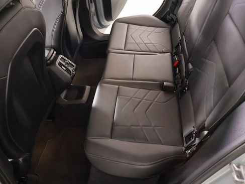 Used 2025 BMW X2 xDrive28i image 13